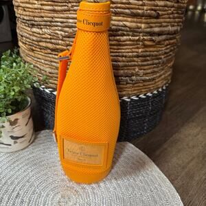 VEUVE CLICQUOT Brut Champagne Insulated Ice Jacket Holder Marigold Orange Yellow
